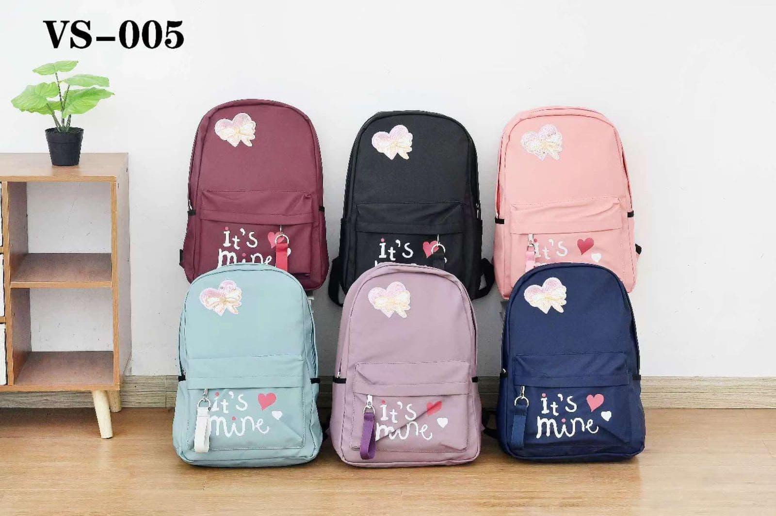 VS-005 Character Print Travel Backpack