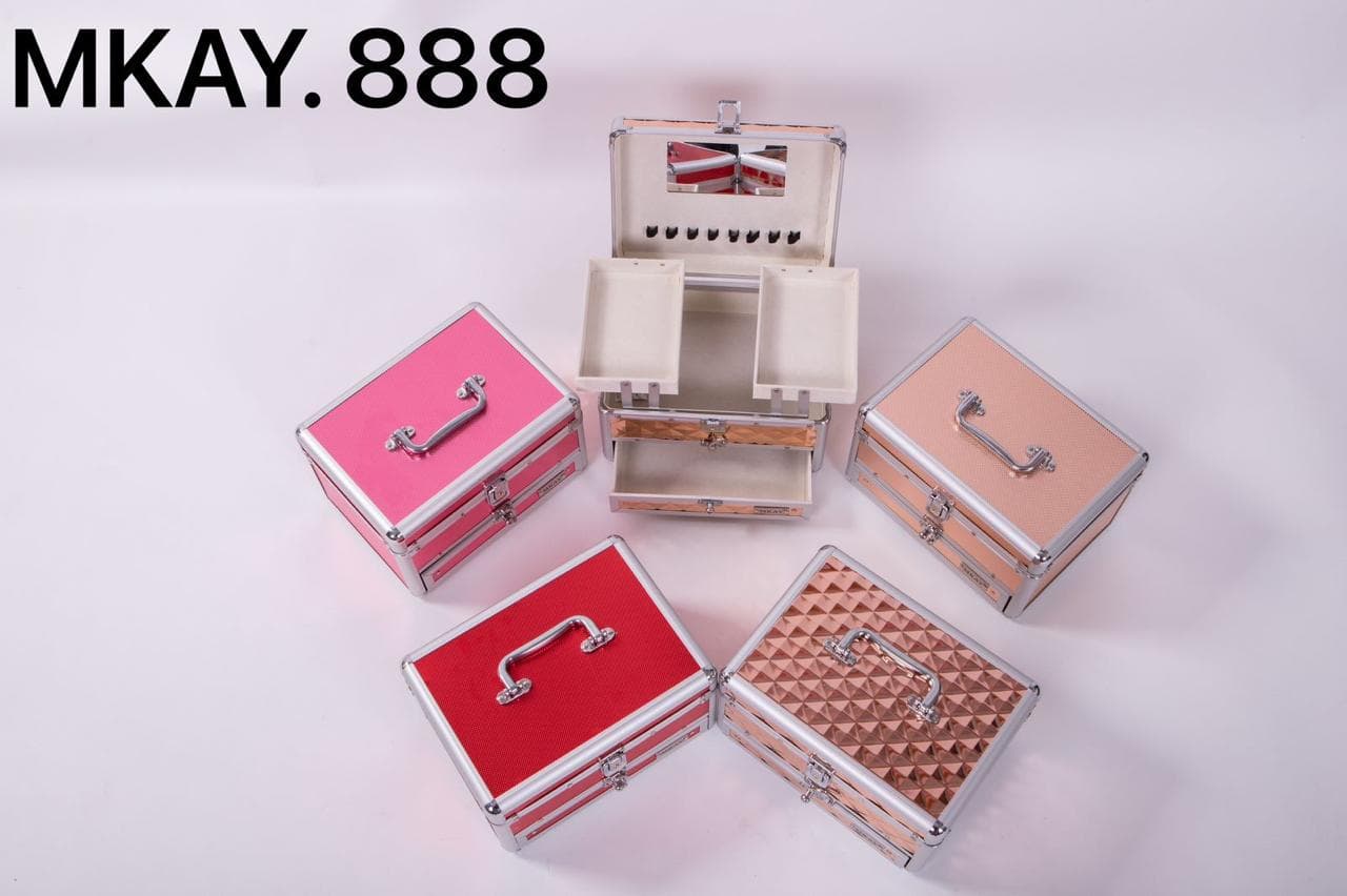 Mirrored Jewellery & Makeup Case